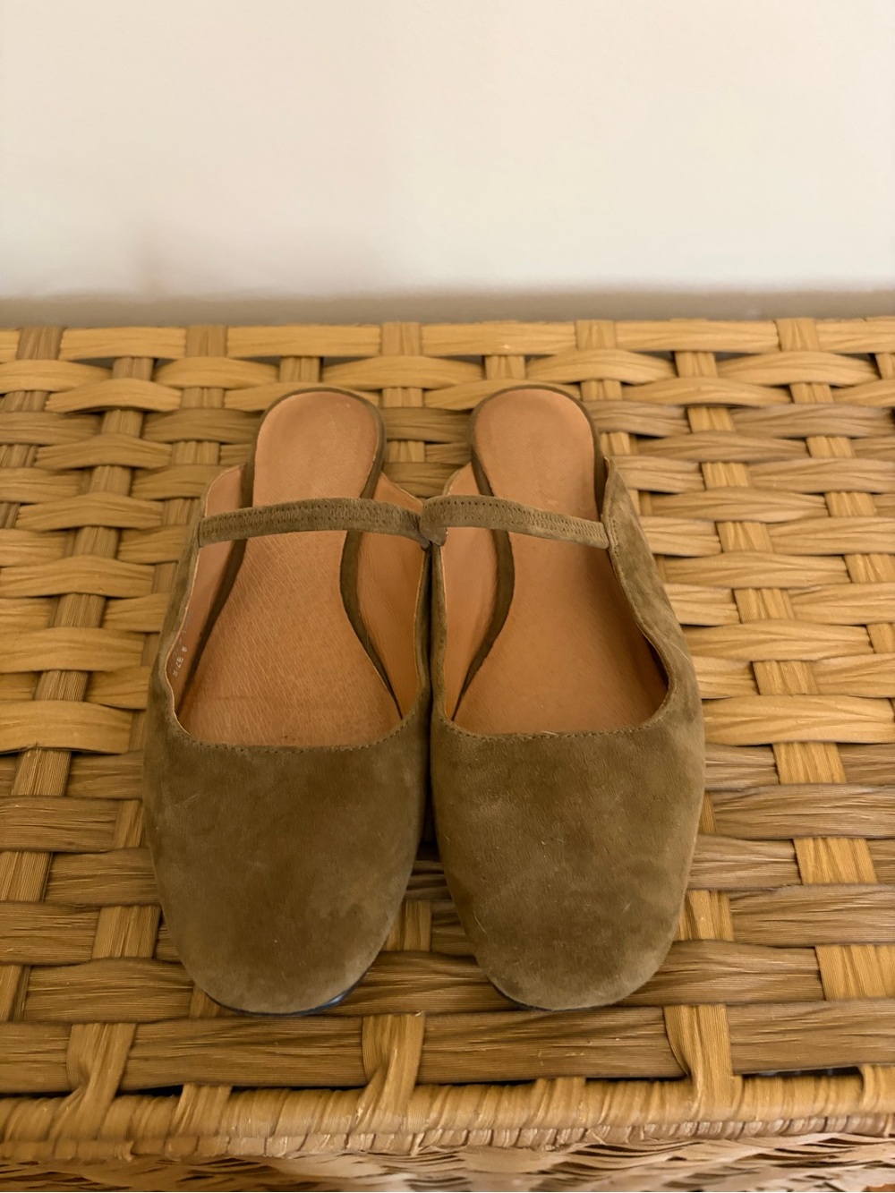 Greta Mule in Olive Brown - Picture 3 of 4